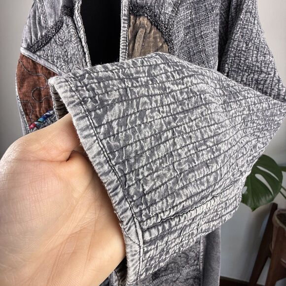 Reversible Patchwork Jacket | Textured Boho Lagenlook Quilted Grey Shacket - Picture 15 of 16